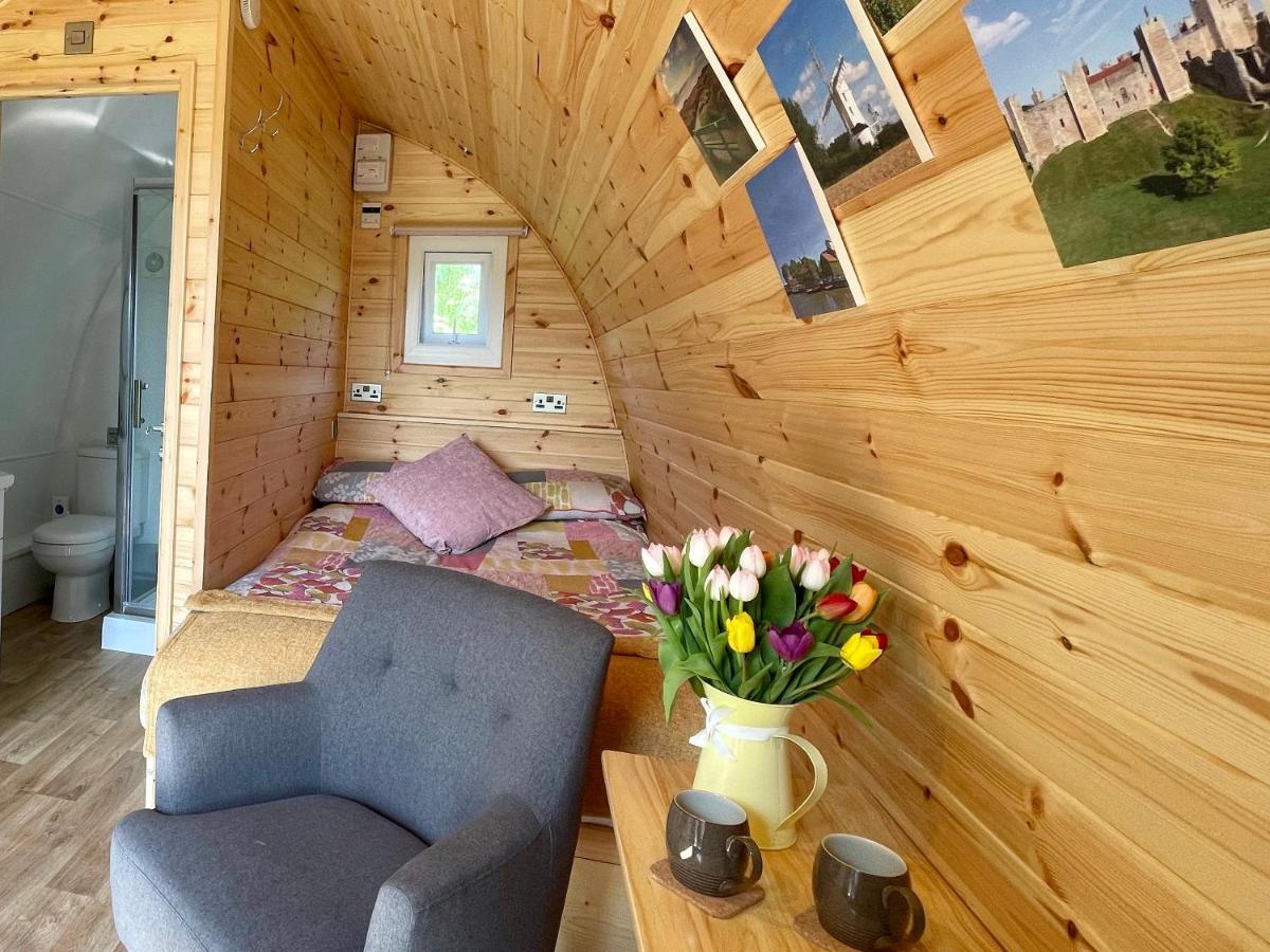 Waterpump Pod For 2 Adults With Ensuite In The Suffolk Countryside Badingham Exteriör bild