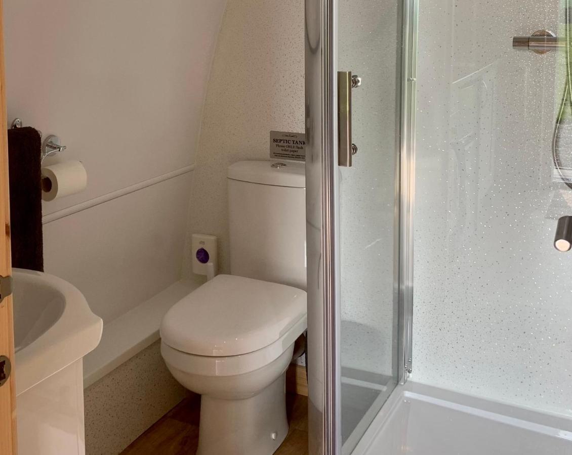 Waterpump Pod For 2 Adults With Ensuite In The Suffolk Countryside Badingham Exteriör bild