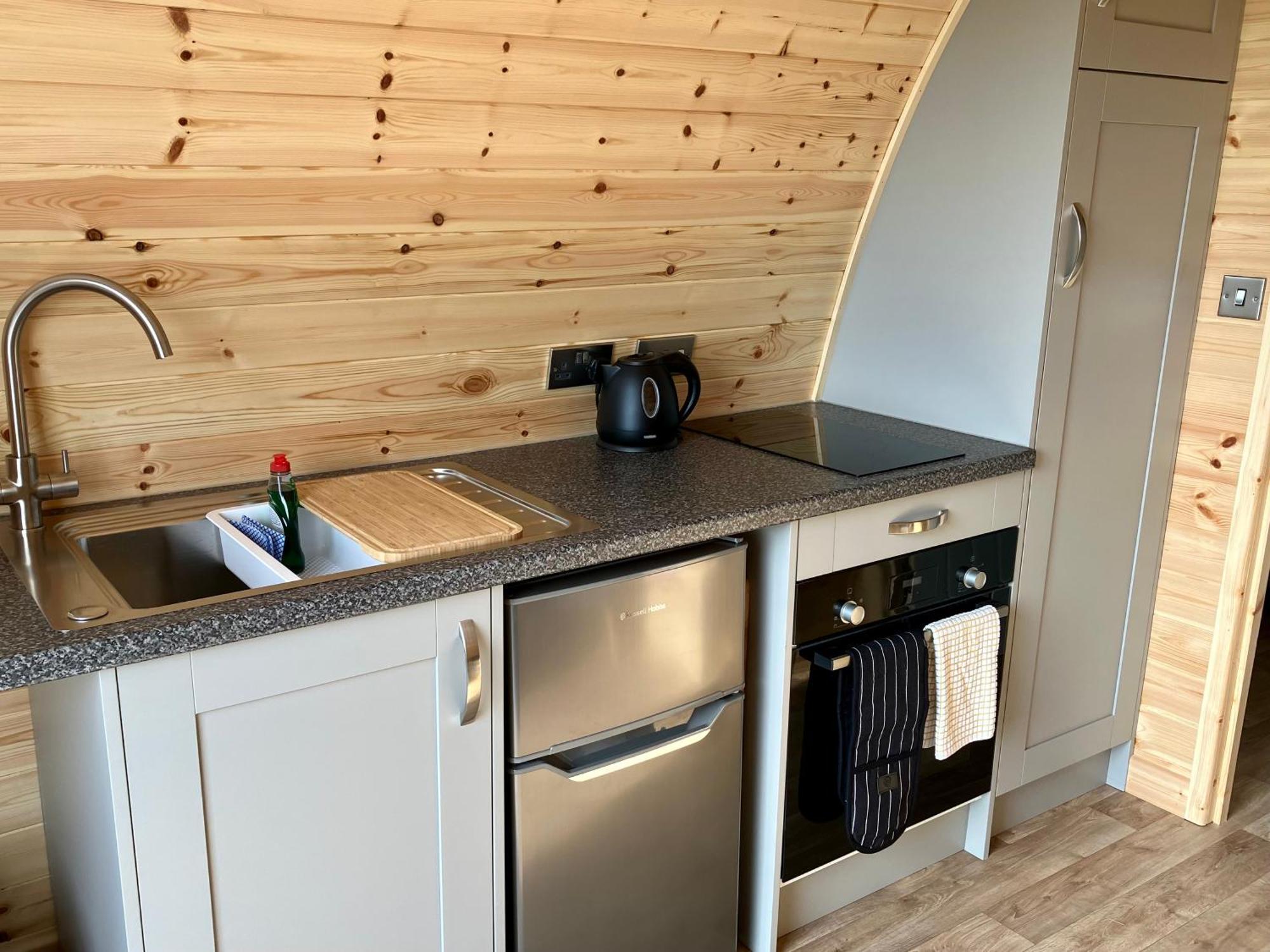 Waterpump Pod For 2 Adults With Ensuite In The Suffolk Countryside Badingham Exteriör bild